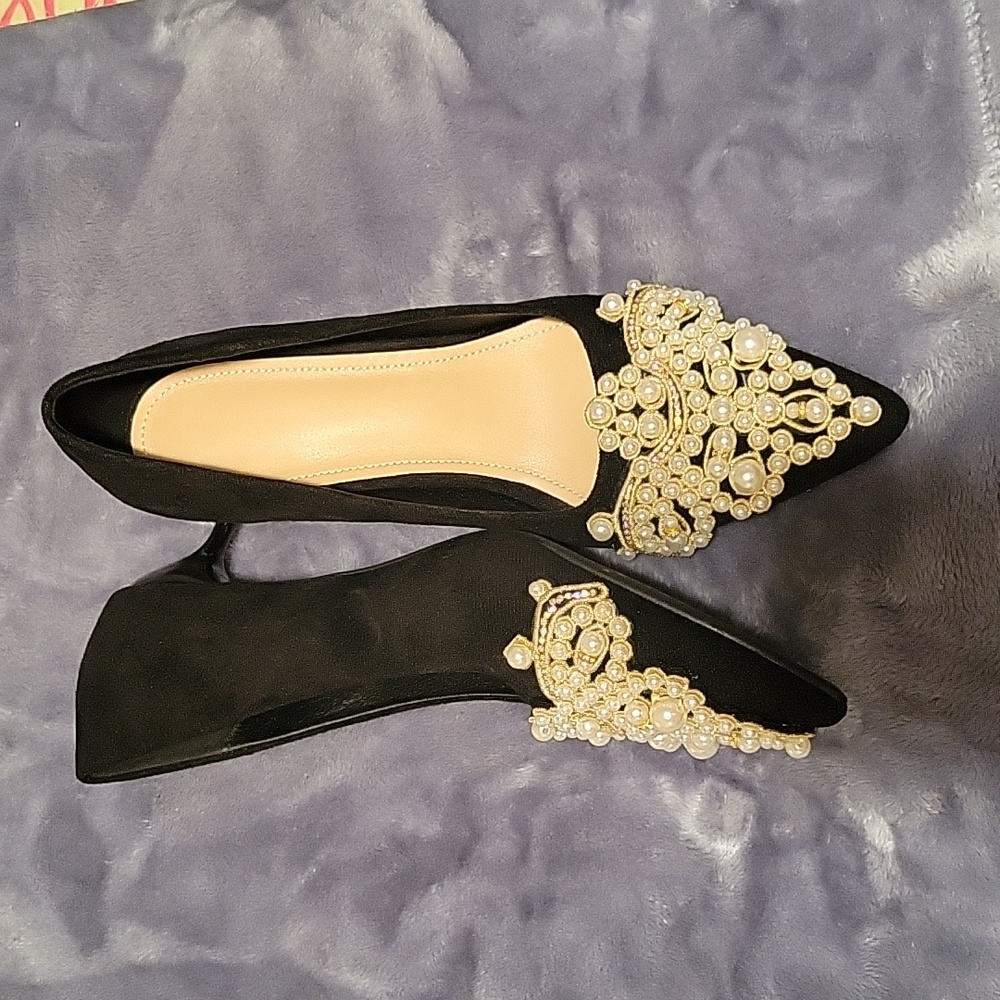 Ladies Dress Shoes with a cute 2in heel